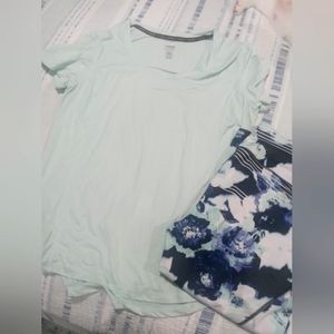 Workout leggings and top